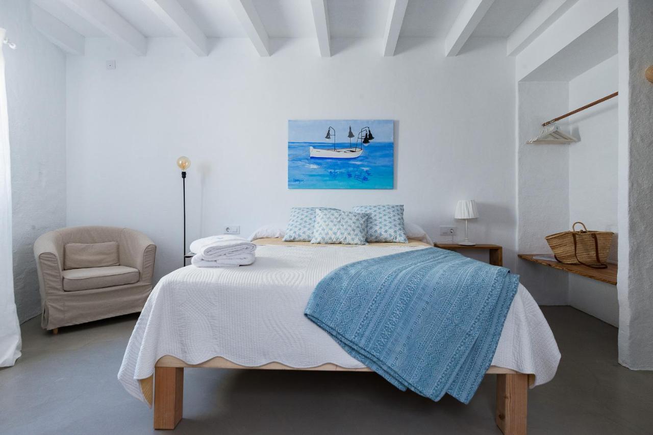 Hotel Anhel Ferreries Bagian luar foto
