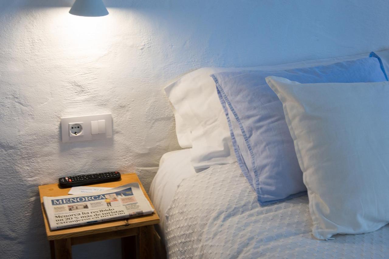 Hotel Anhel Ferreries Bagian luar foto