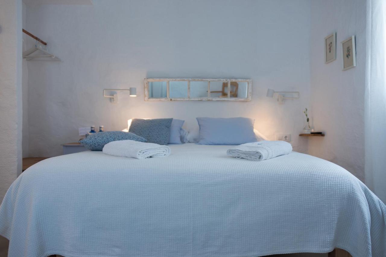 Hotel Anhel Ferreries Bagian luar foto